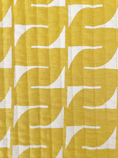 Good Quilt + Blue Skies Workroom, Meander print on yellow linen